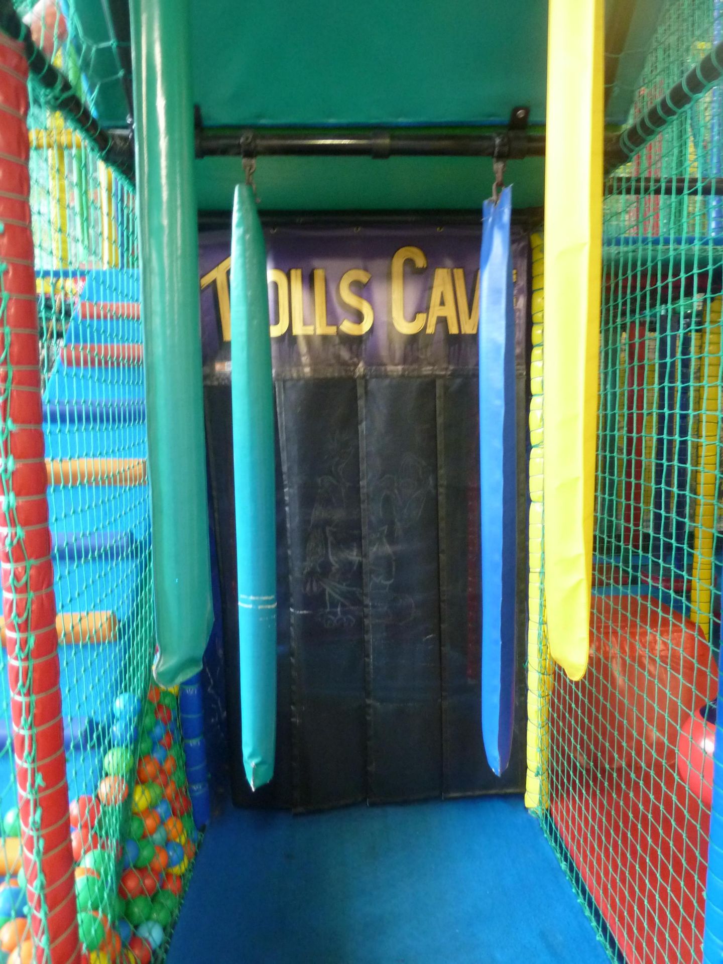 *Large soft play construction - 7.8m w x 5.8m d x 4.2m h. Constructed over two levels - Image 33 of 34