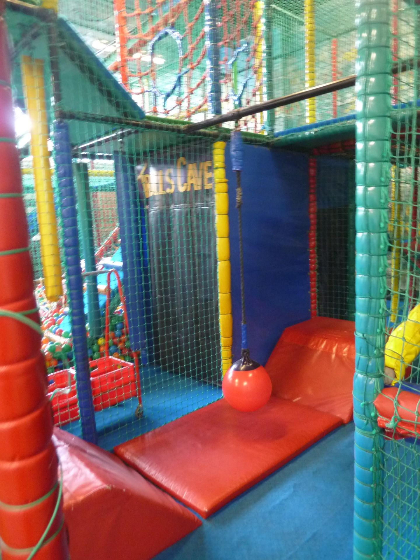 *Large soft play construction - 7.8m w x 5.8m d x 4.2m h. Constructed over two levels - Image 15 of 34