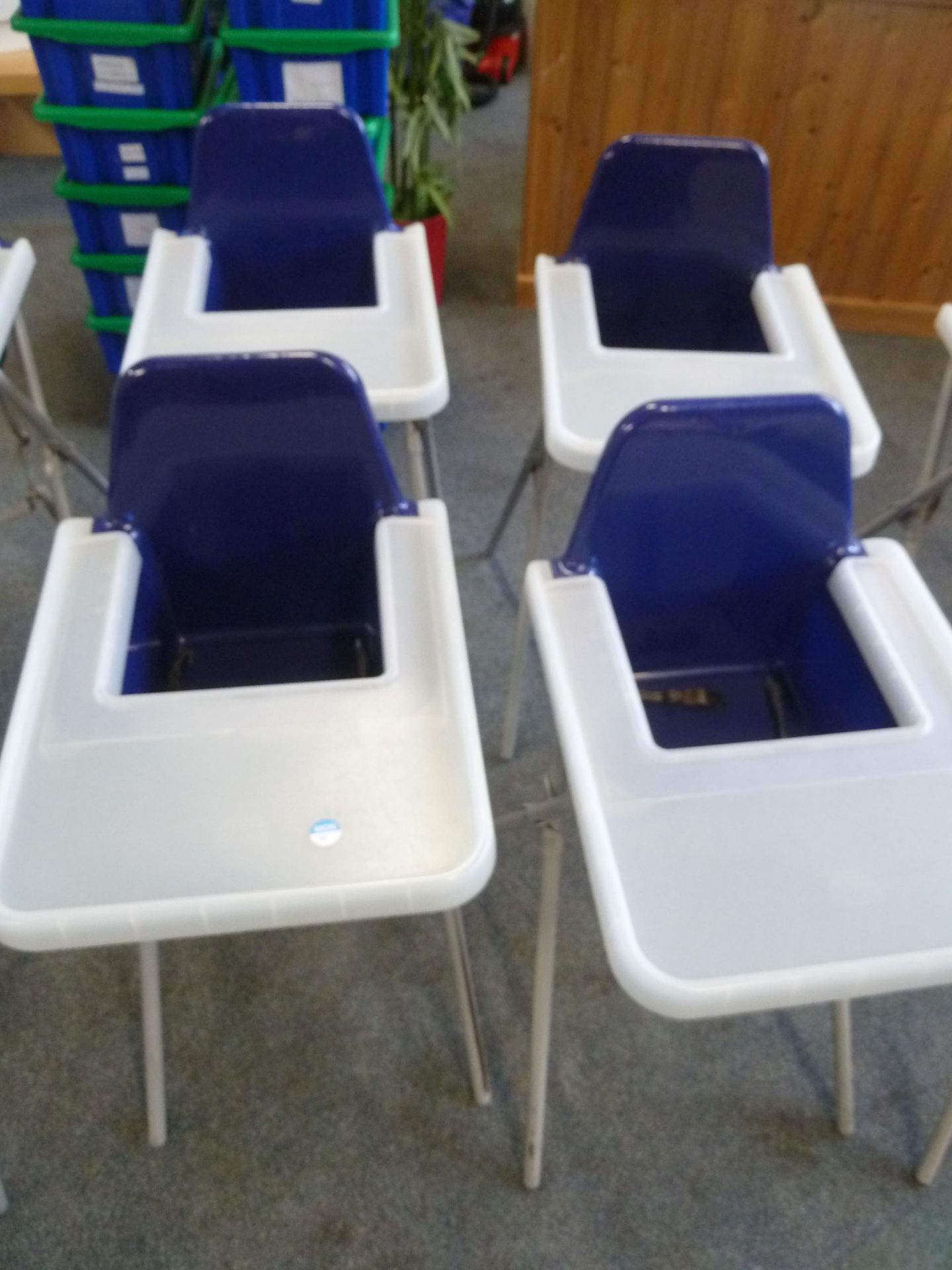 *4 x high chairs - plastic seat and tray with metal x-frame legs