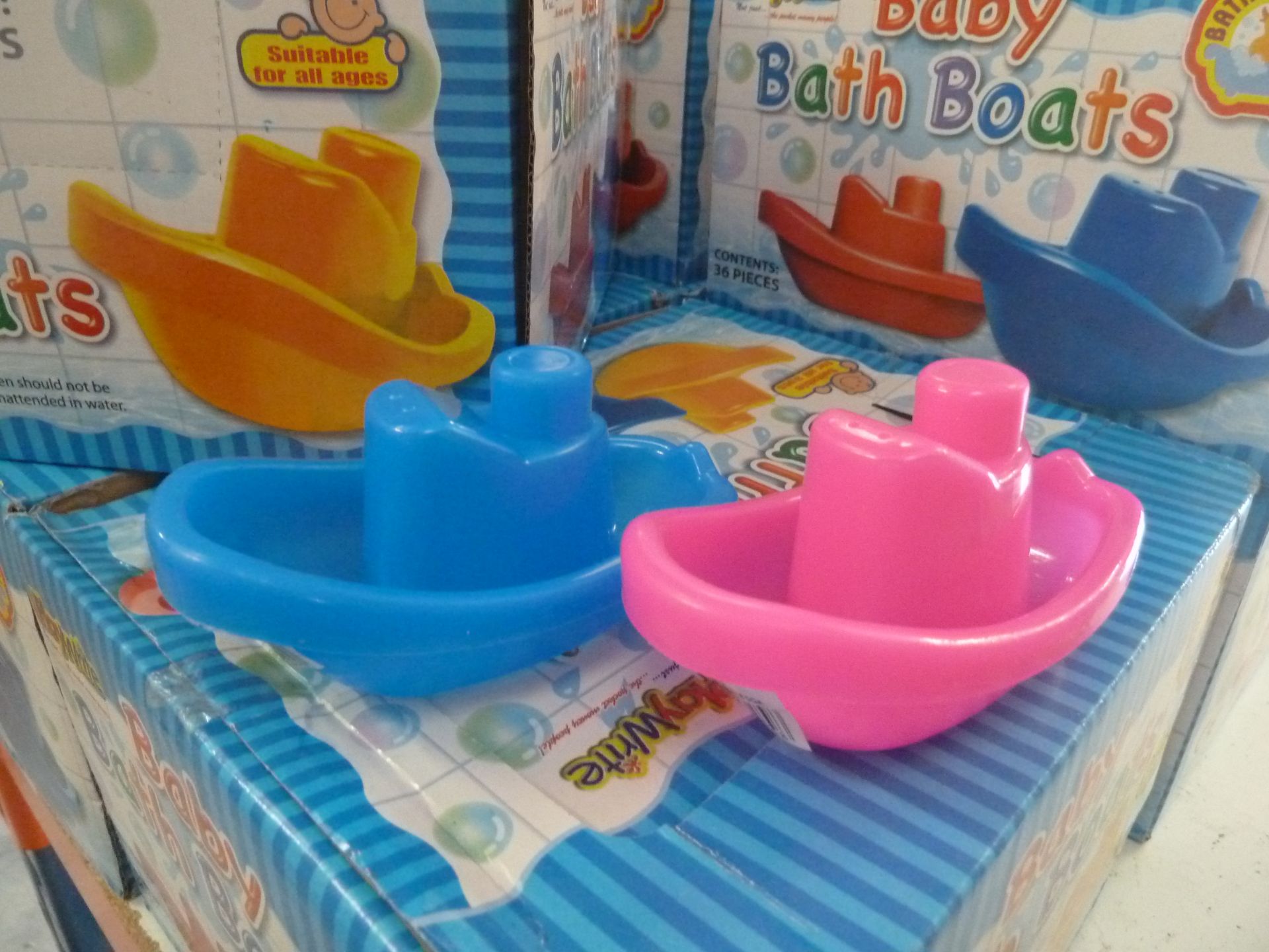 *6.5 boxes (36 per box) baby bath boats - Image 2 of 3