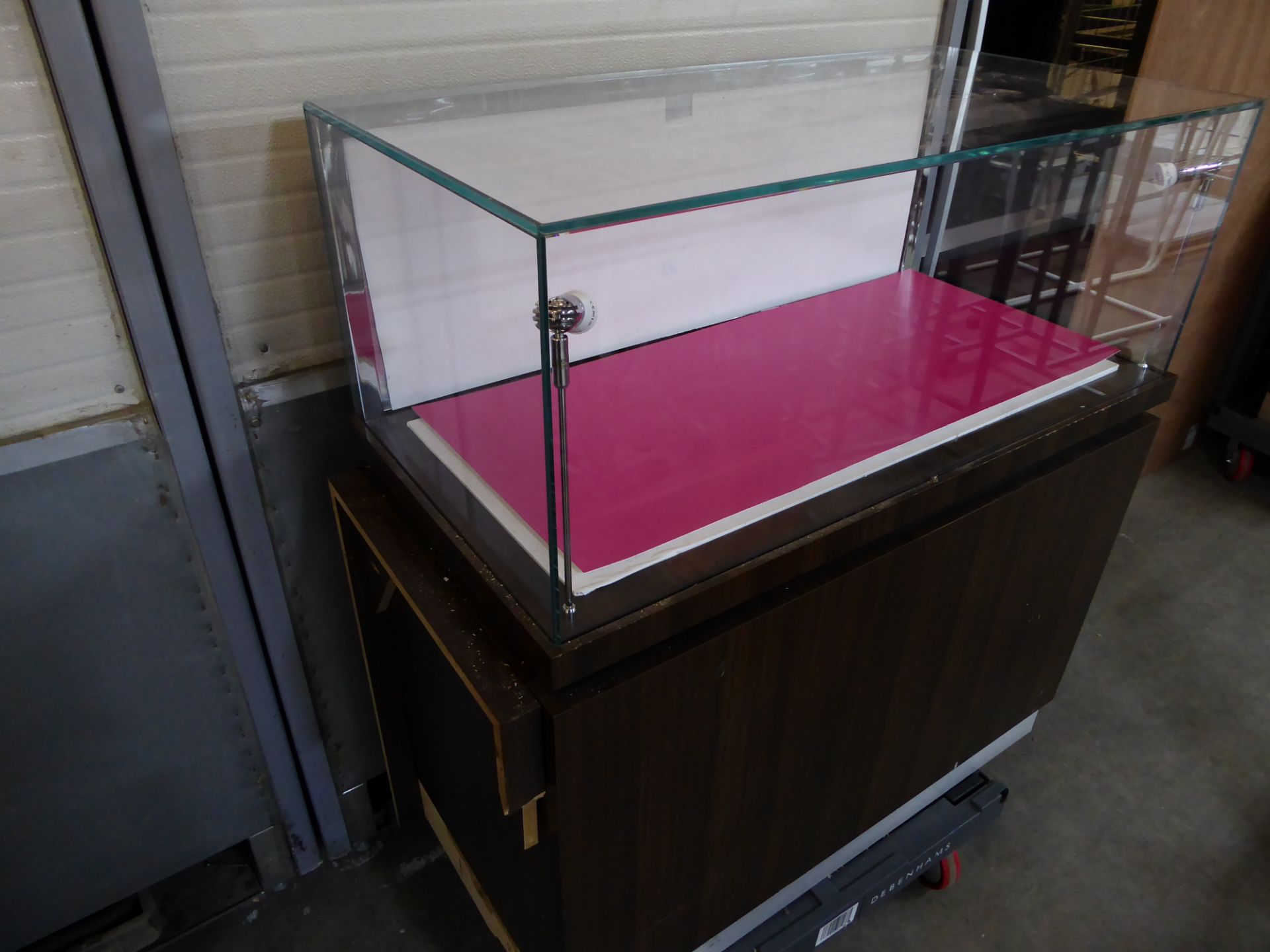 * glass display cabinates - with drawers underneath. 1000w 500d x 1100h - Image 2 of 3