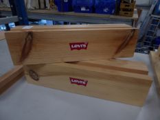 * 2 x Levi branded blocks