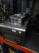 * Lincat electric 2 pot bain marie. 300w x 600d x 330h