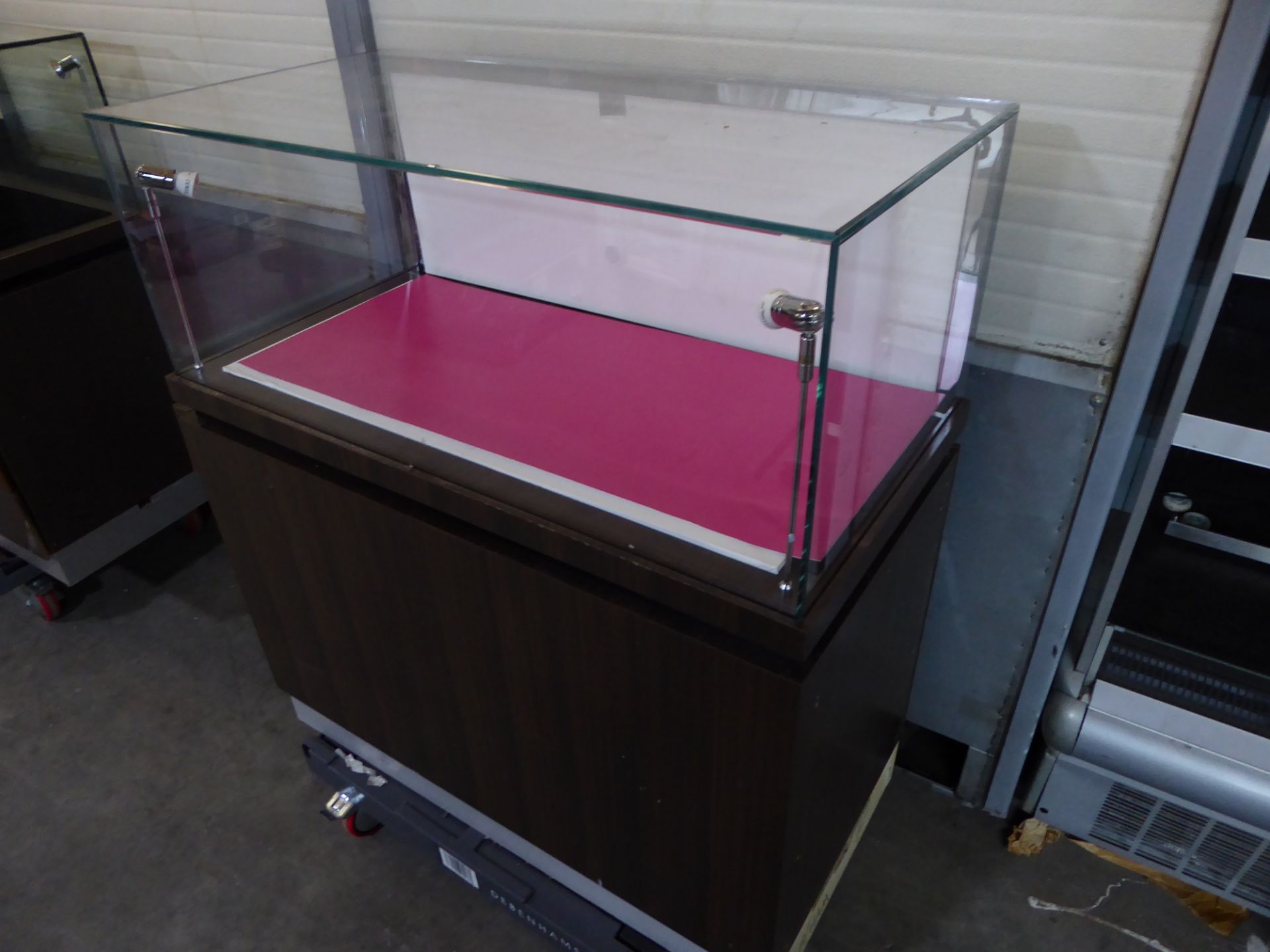 * glass display cabinates - with drawers underneath. 1000w 500d x 1100h - Image 3 of 3