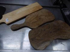 * 14 x wooden chopping boards