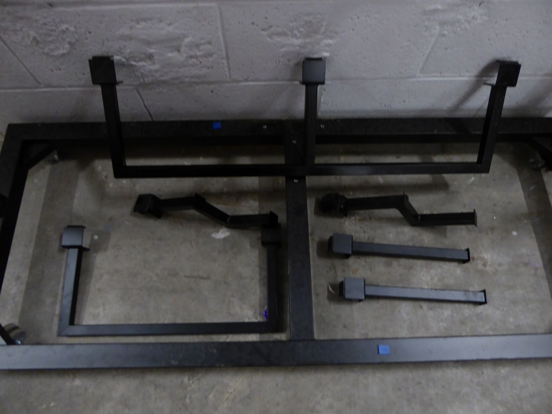 * black metal hanging rail on castors with 7 removable rails to suit various set-ups. 1500w x 600d x - Image 3 of 5