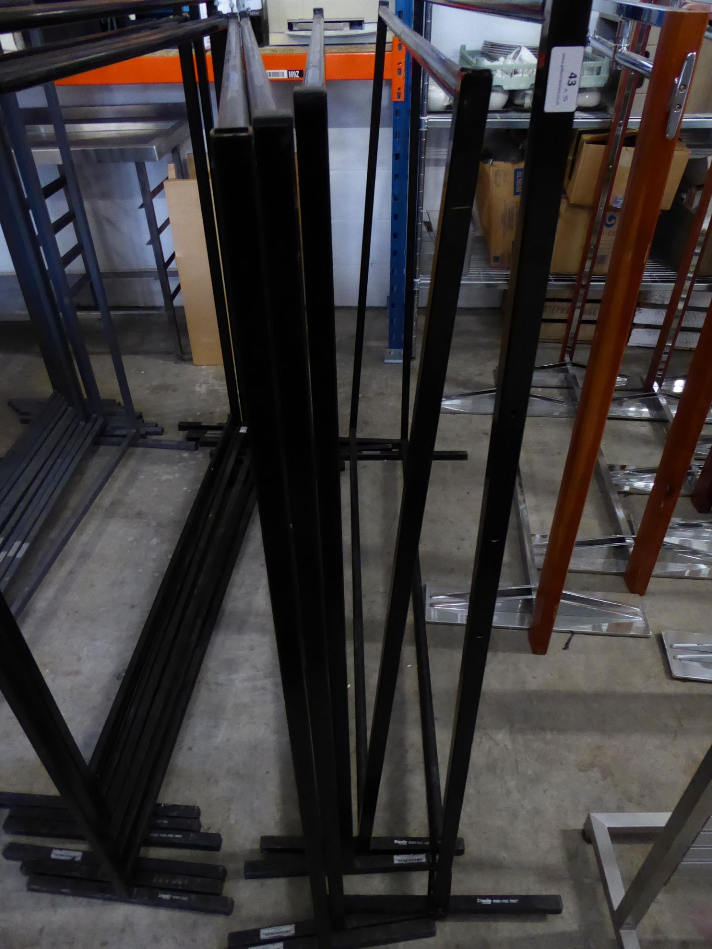 * 6 x black metal frame hanging rails 1530w x 470d x 1460h - Image 2 of 2
