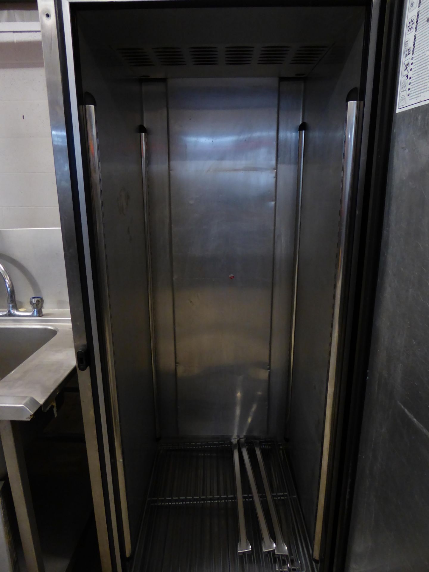 * Foster S/S upright freezer. 700w x 800d x 2060h - Image 3 of 4