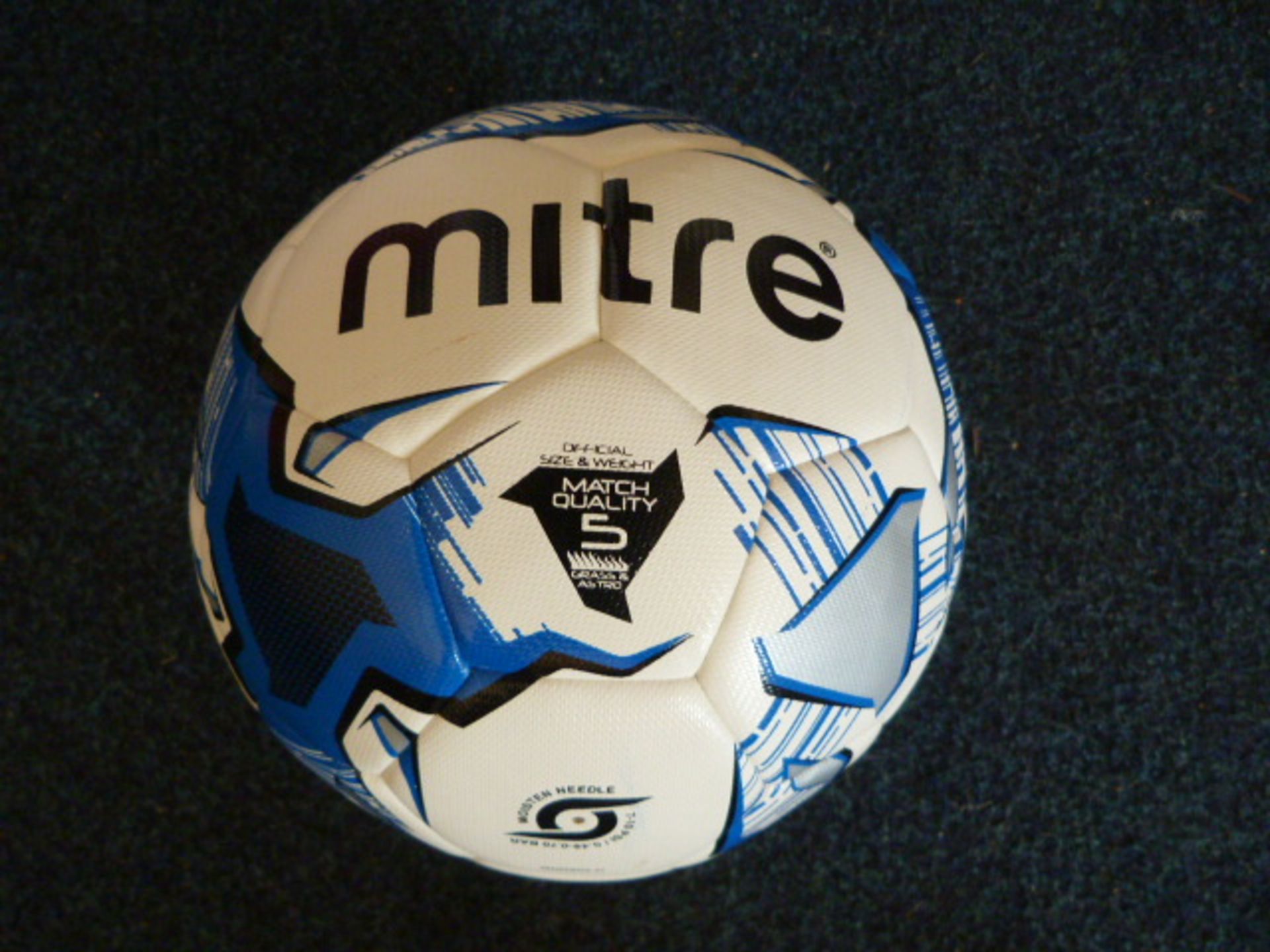 *Mitre Match Quality 5 Football