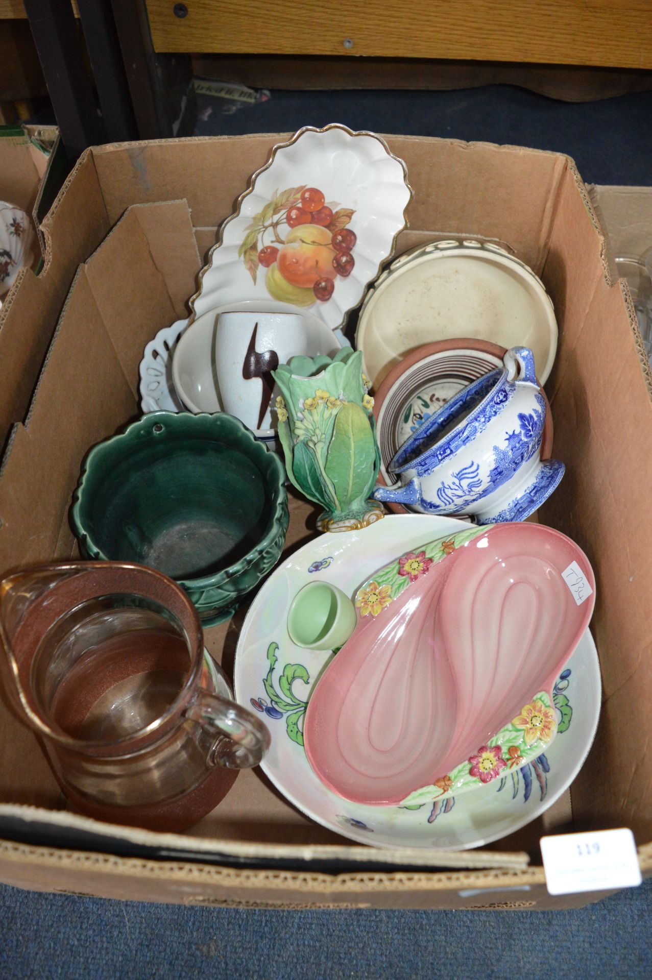 Decorative Pottery Bowls, Dishes, etc.
