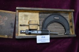 Moore & Wright No.966 Micrometer