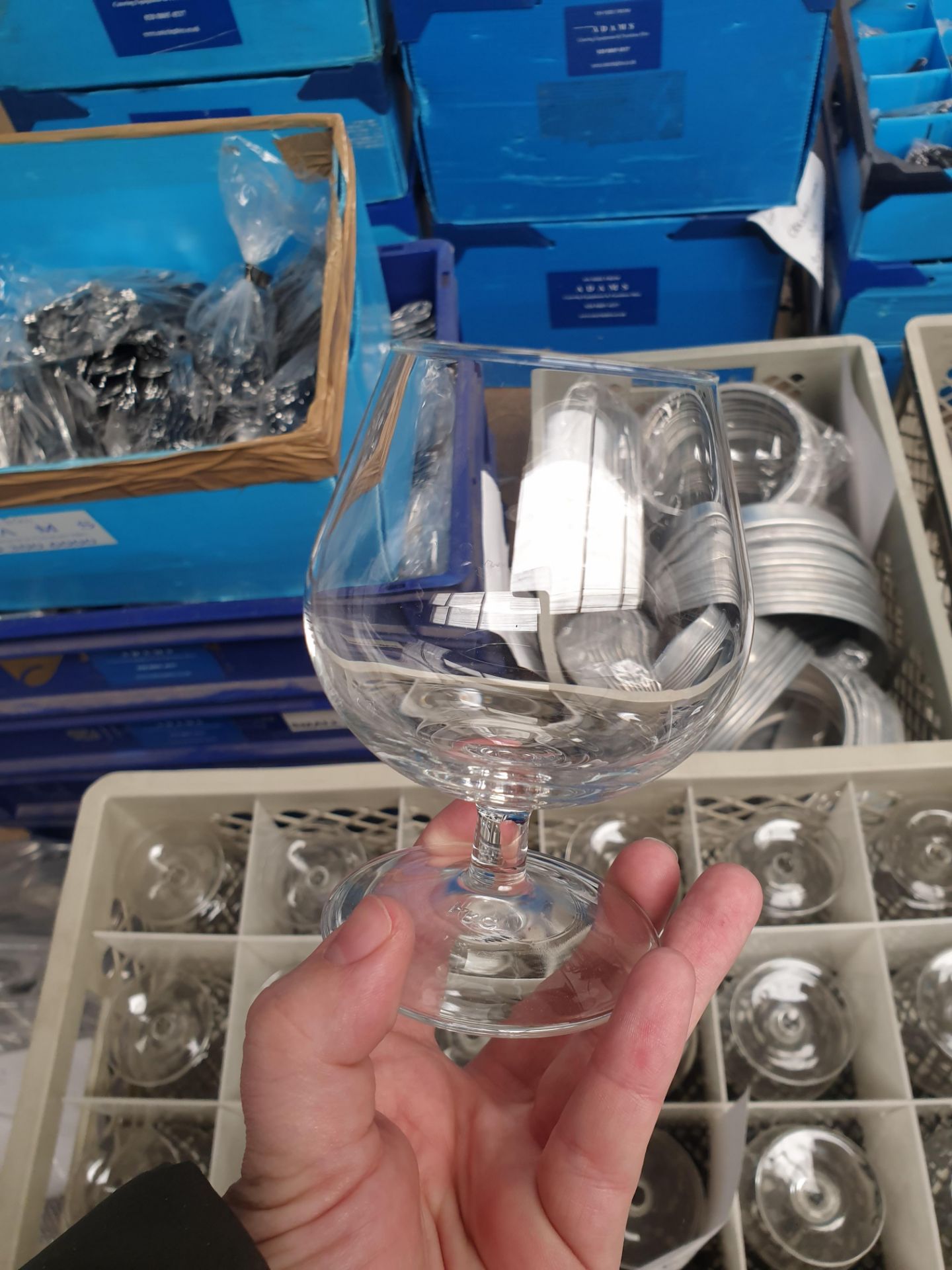 * 96 x brandy balloonn glasses and box. - Collection Address Waltham Abbey, EN9 1FE - Collection Dat