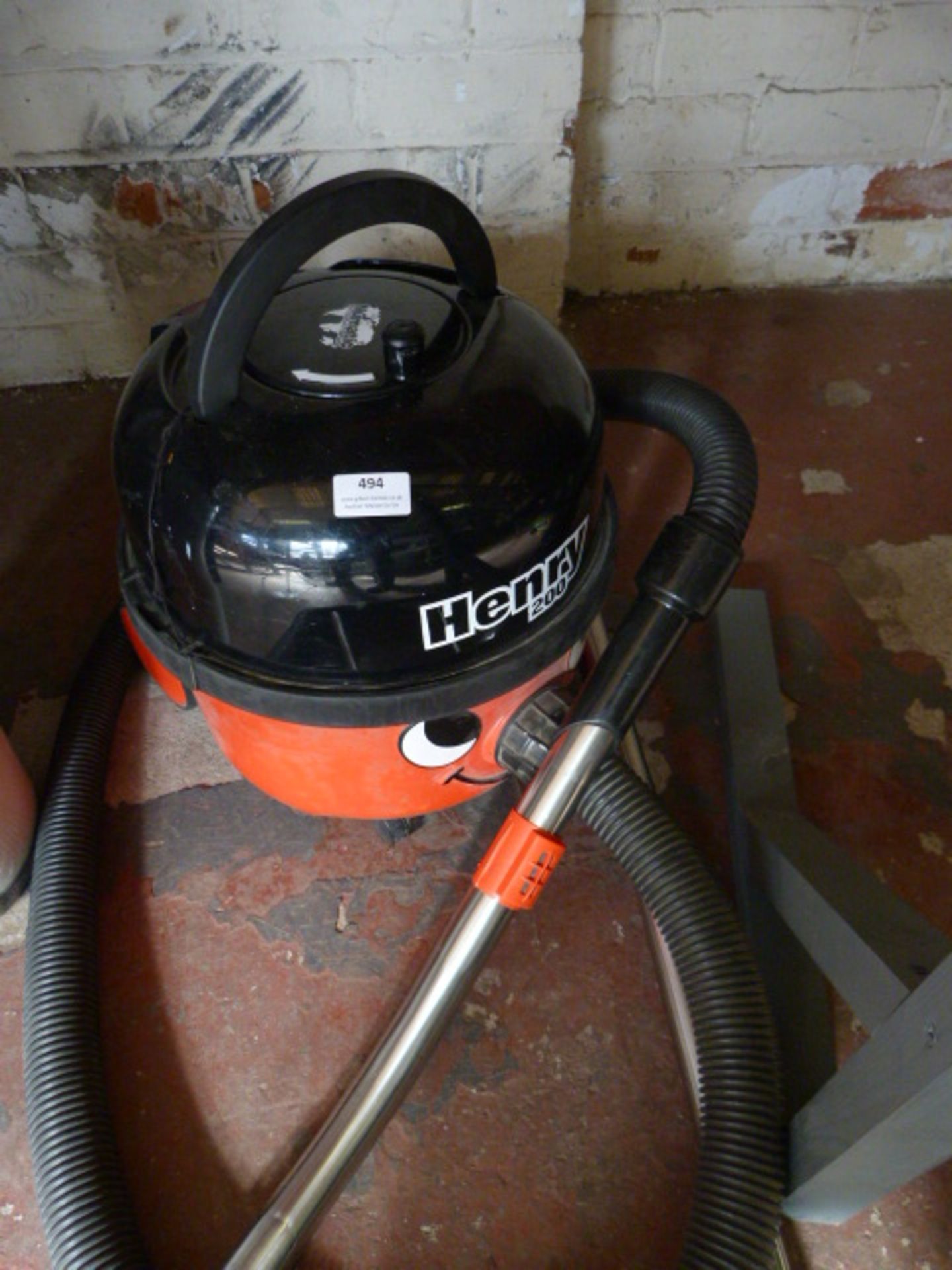 *Henry 200 Vacuum