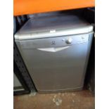 *Indesit IDF135 Dishwasher