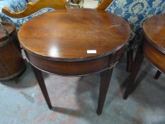 *Reproduction Mahogany Round Side Table ~65cm diameter x 65cm high