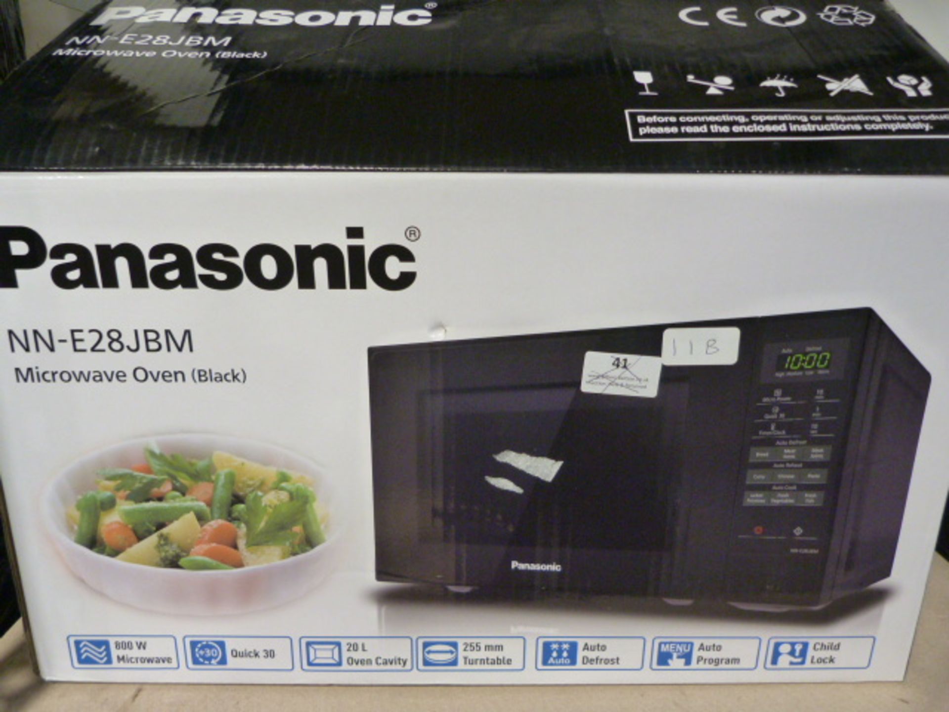 *Panasonic NN-E28JBM Microwave (A/F Spares and Repairs - Smashed Glass)
