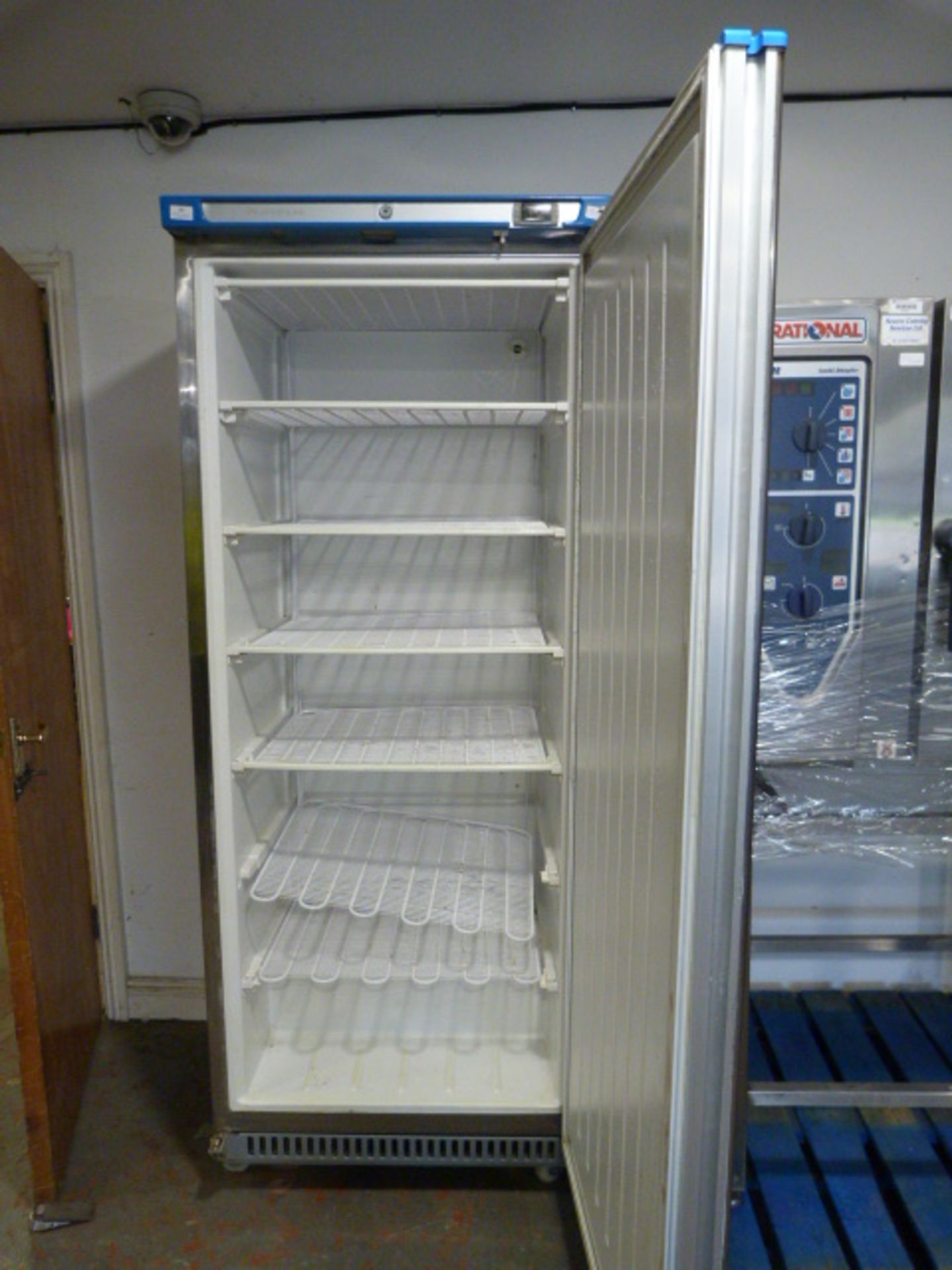 *Lec Commercial Platinum CFS600ST Freezer