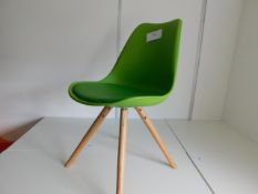 *Charles Ray Eames Inspired I-DSW Chair with Pyramid Legs