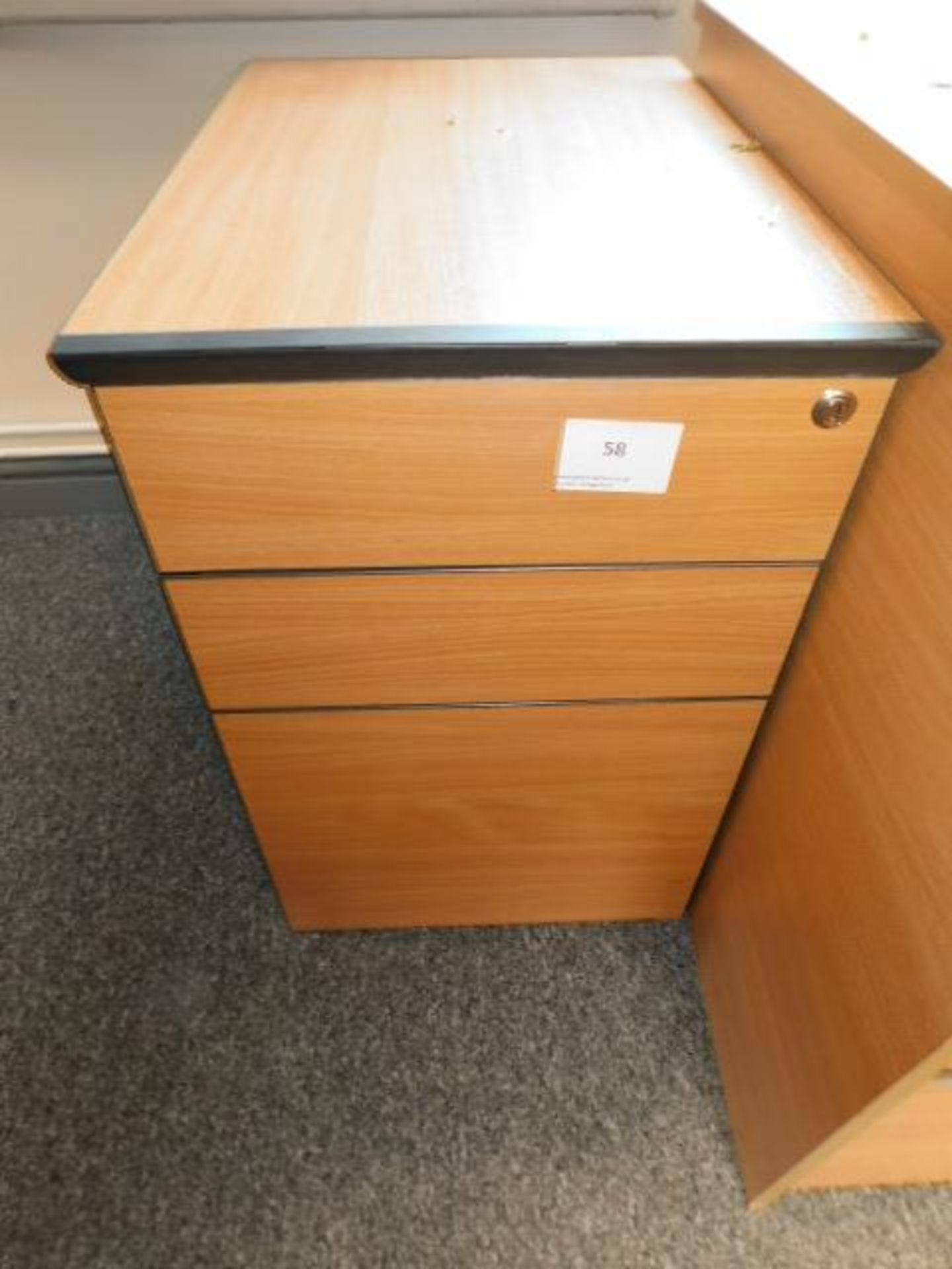 *Under Desk 3 drawer Pedastal Drawer