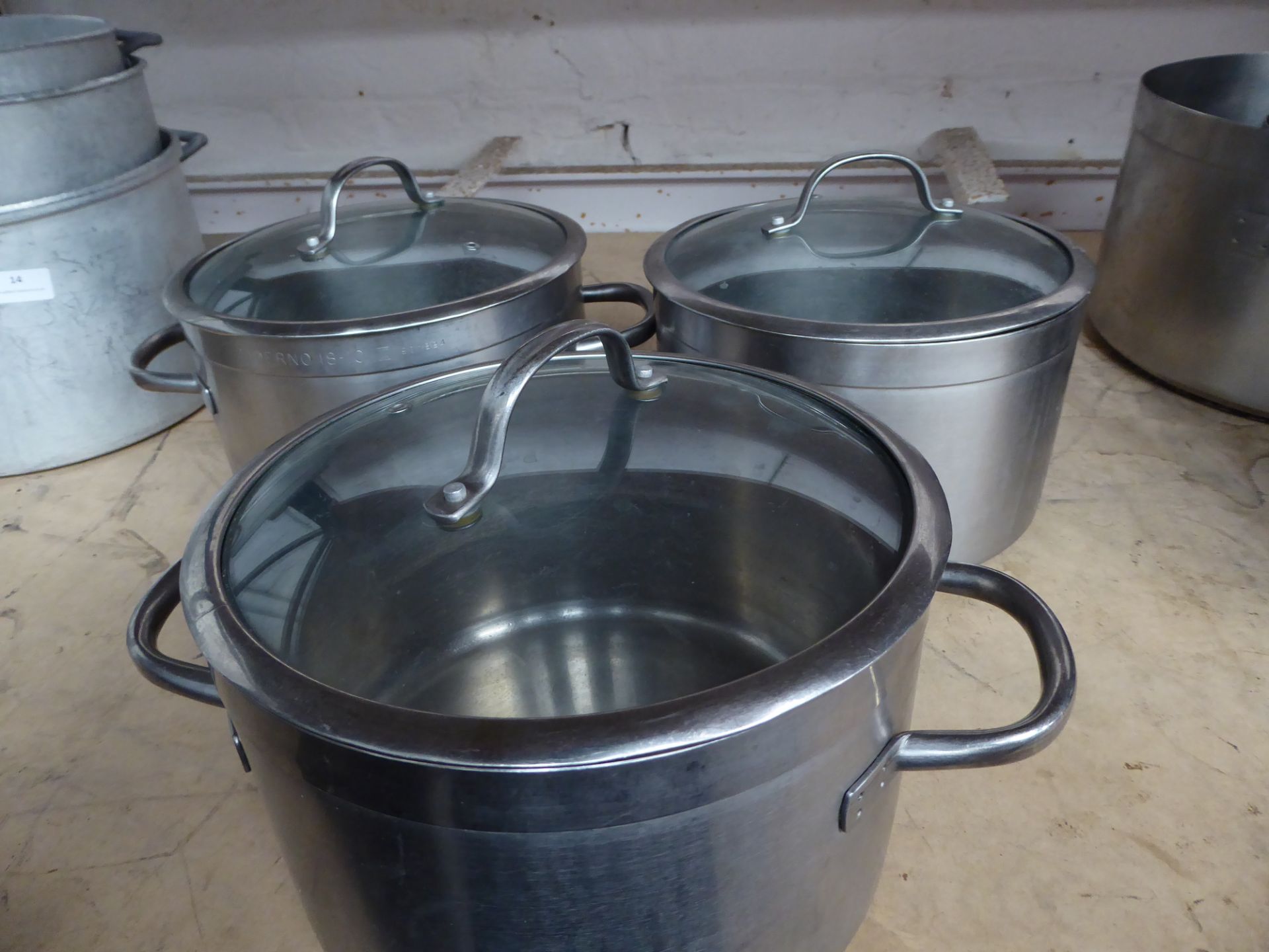 * 3 x cooking pots with lids