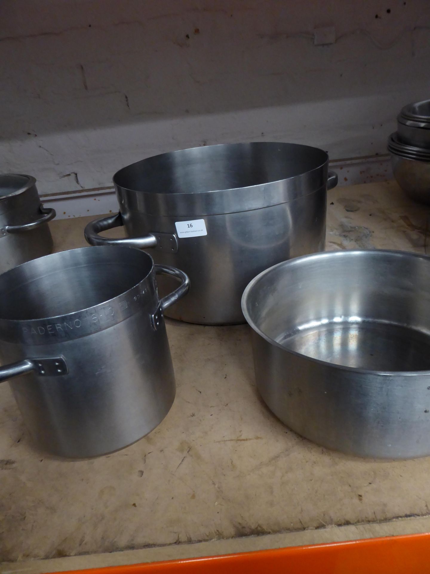 * 3 x cooking pots