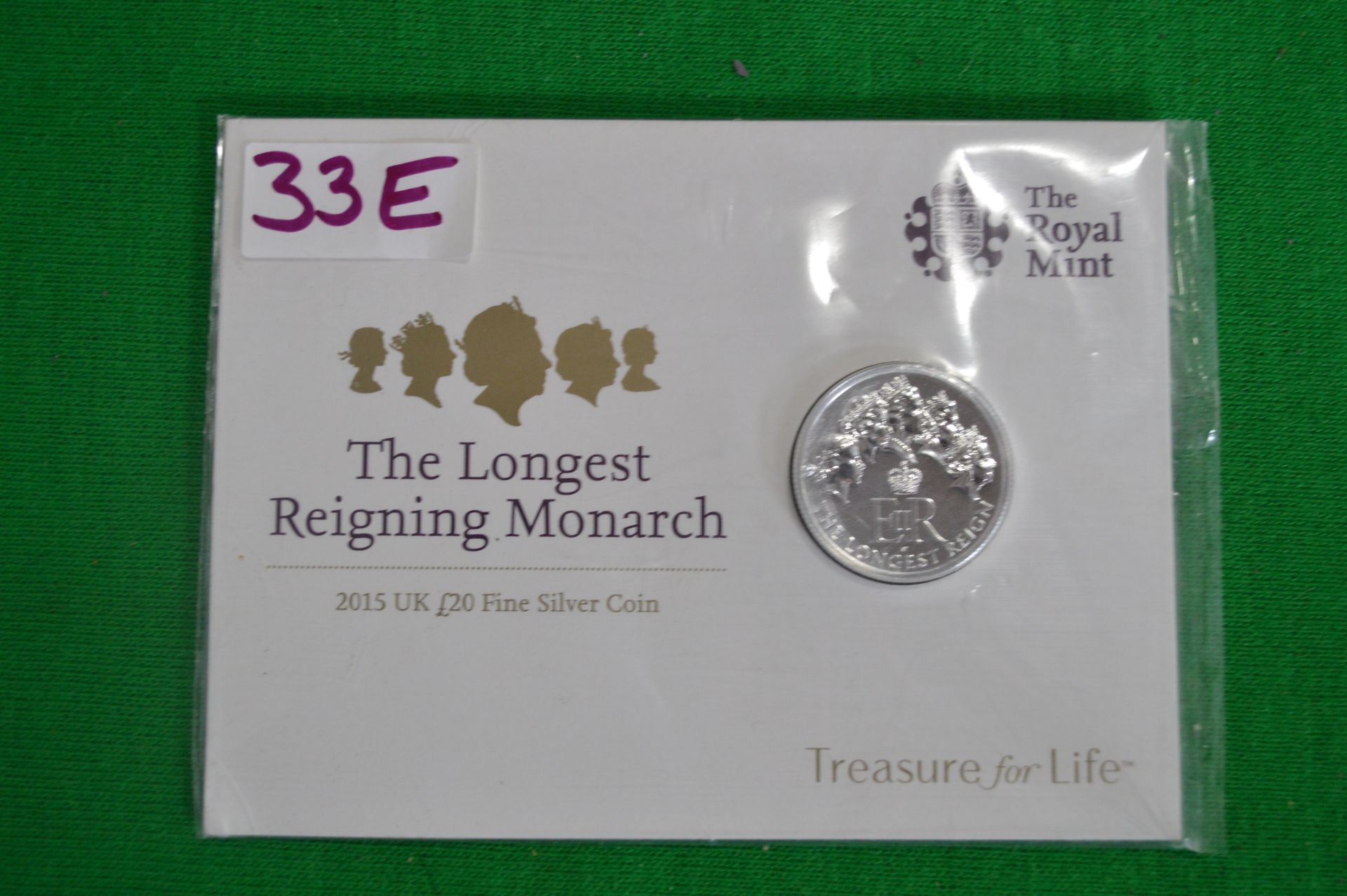 Royal Mint 2015 UK £20 Longest Reigning Monarch Fine Silver Coin