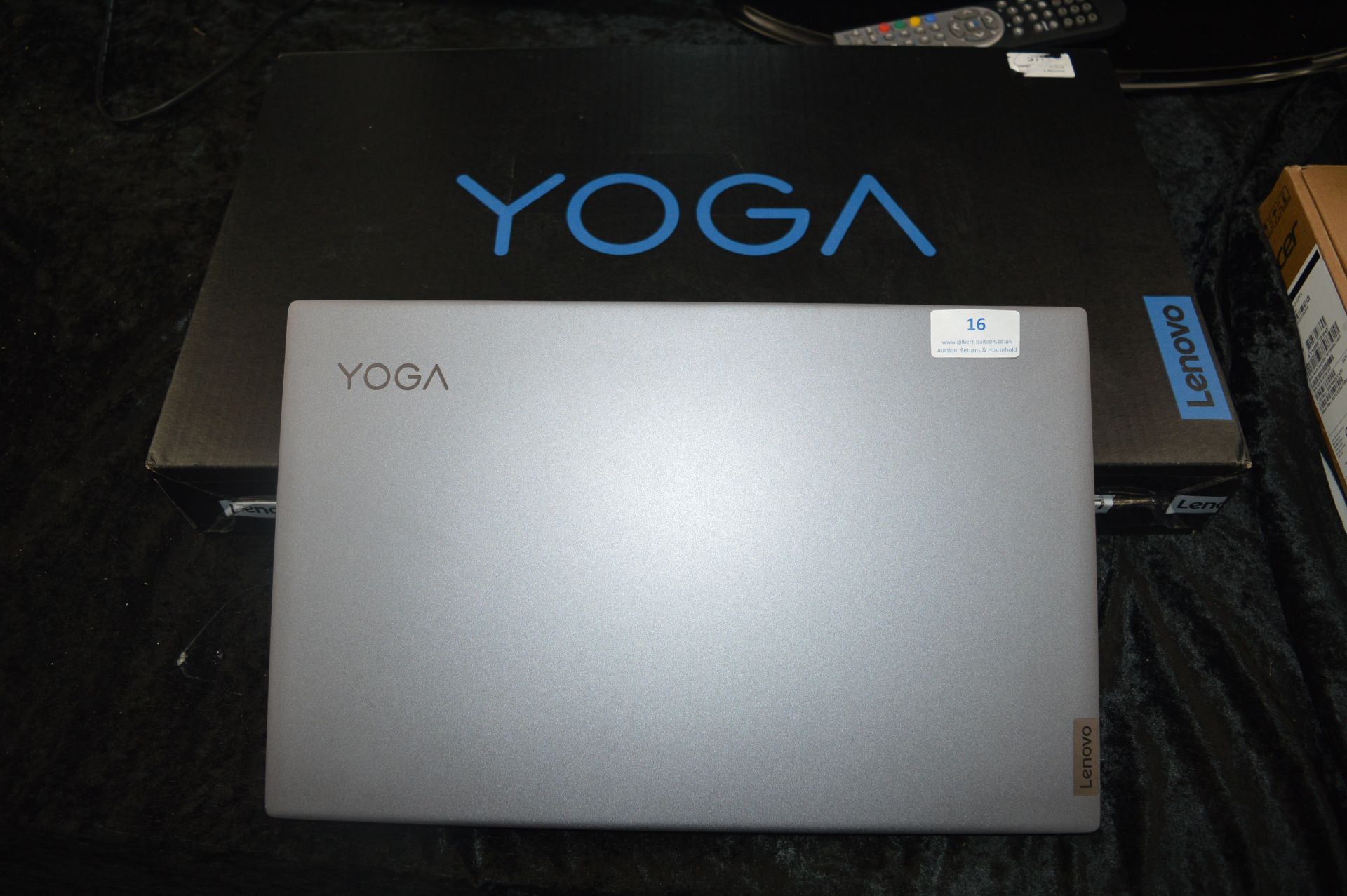 *Lenovo Yoga Slim 7 15.6" FHD Notebook 8GB RAM, 256GB SSD