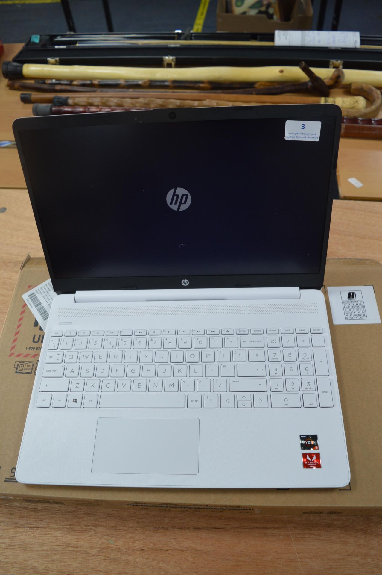 *HP 15" Notebook 8GB RAM, 256GB SSD - Image 2 of 3