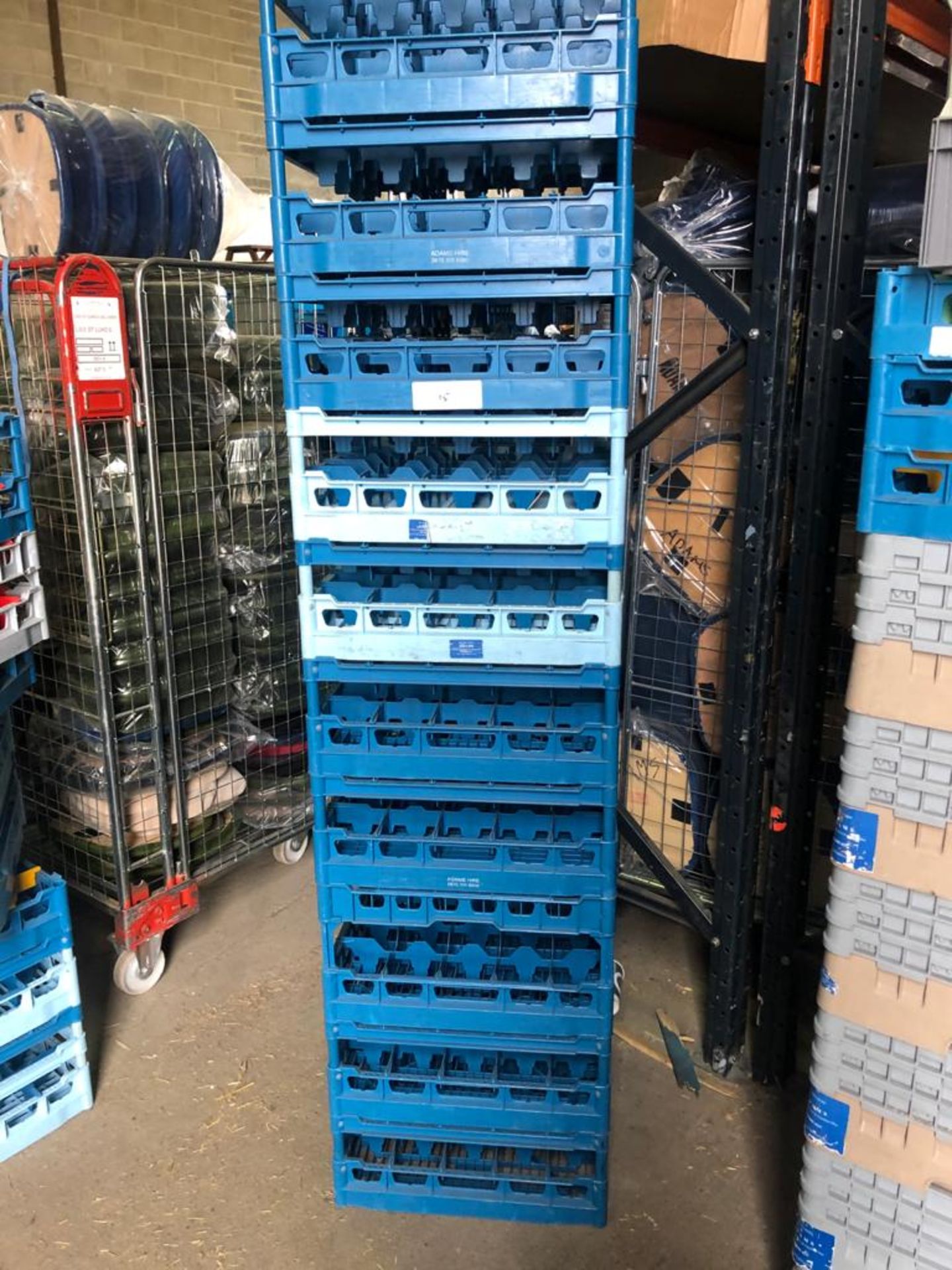 10 x Glass Fries Racks 500/500mm - Mixure of glasses held within crate. 16's, 25's, 36's, 49's