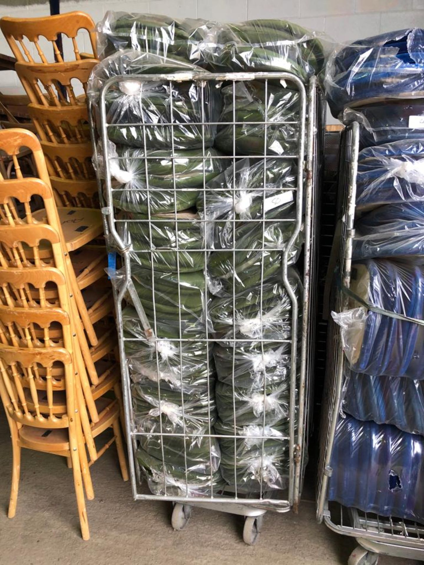 185 x Green Seat Pads and Cage Collection From Grantham NG32 2AG on 19th and 20th May 10am till 3pm