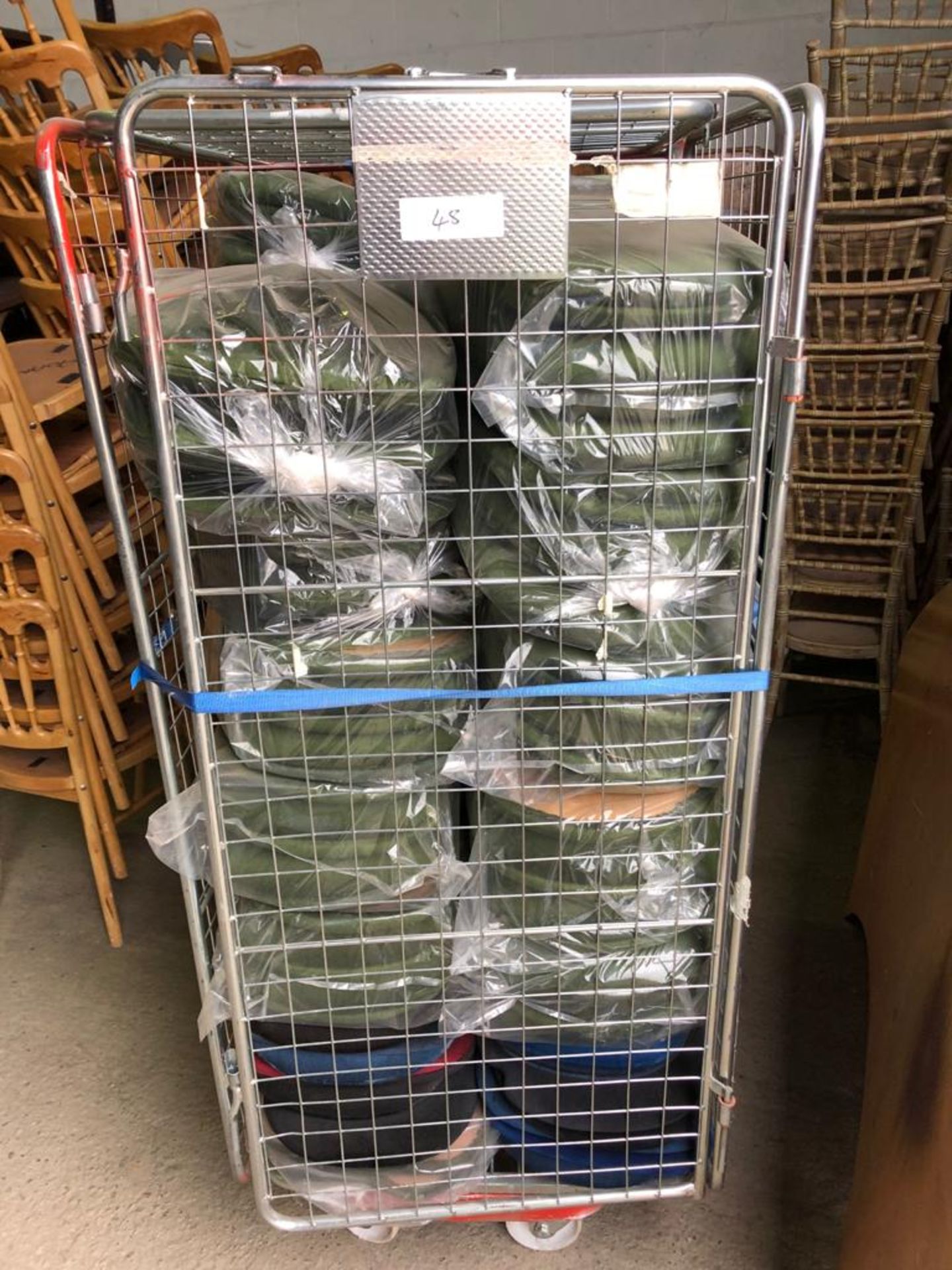 100 x Green Seat Pads and Cage, plus some blue and black pads Collection From Grantham NG32 2AG on