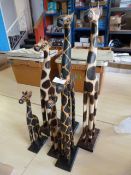 *6 Giraffe Figures
