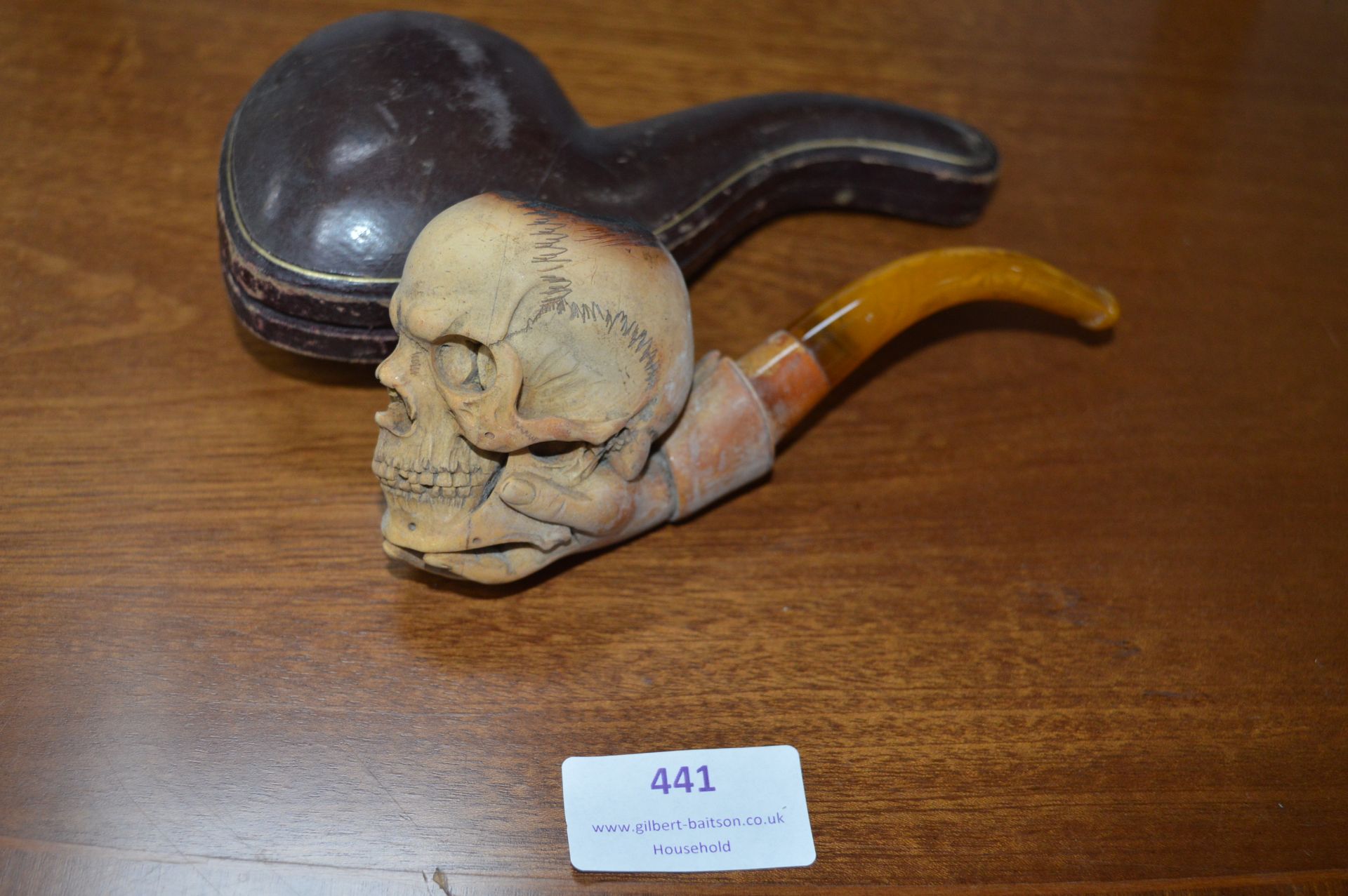 Meerschaum Pipe in the Form of a Hand Holding a Sk - Image 2 of 2