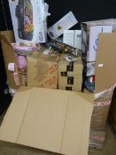 *Pallet of Damaged/Returned Household Appliances & Good for Salvage