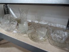 Quantity of Decorative and Domestic Glassware
