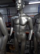 * male silver manneqin -glass stand