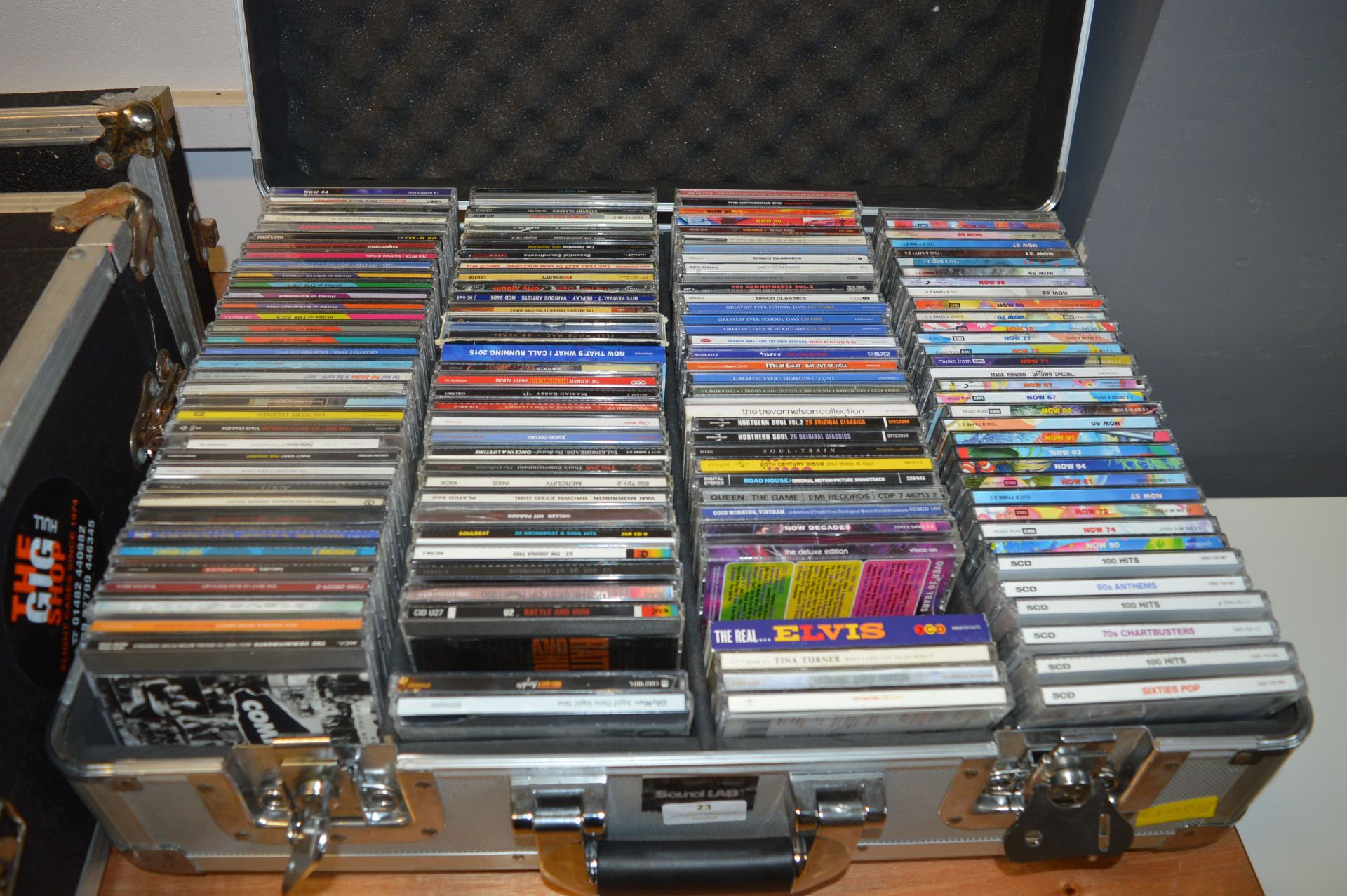 Sound Lad Aluminium Flight Case Containing ~150 CDs