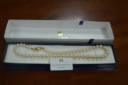 Pearl Necklace with 9k Gold Clasp