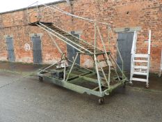 Hydraulic Aviation Style Access Ladder