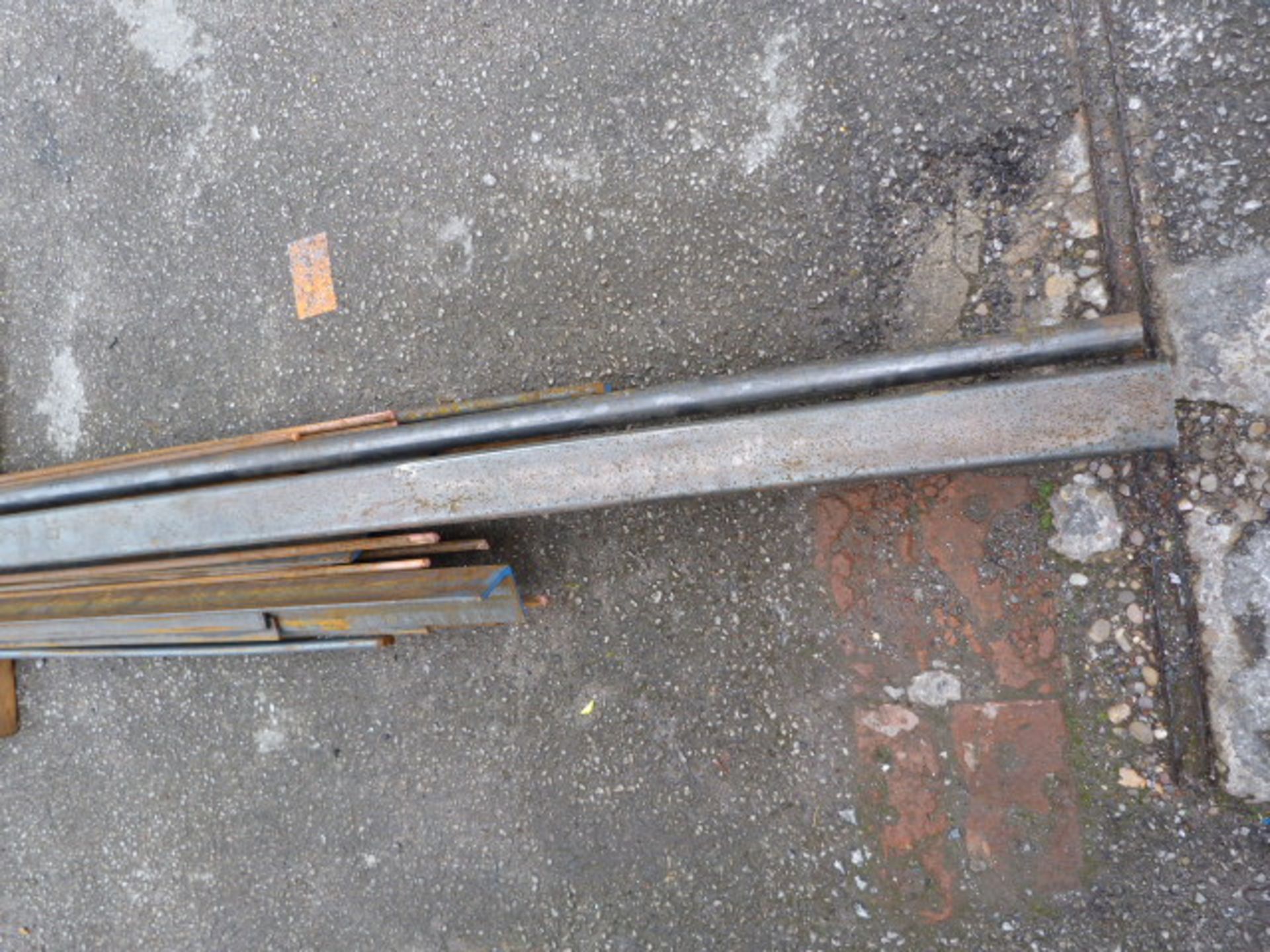 *Quantity of Steel Rods, Strips & Box Section - Approx up to 24ft Length (Straps Not Included) - Image 2 of 2
