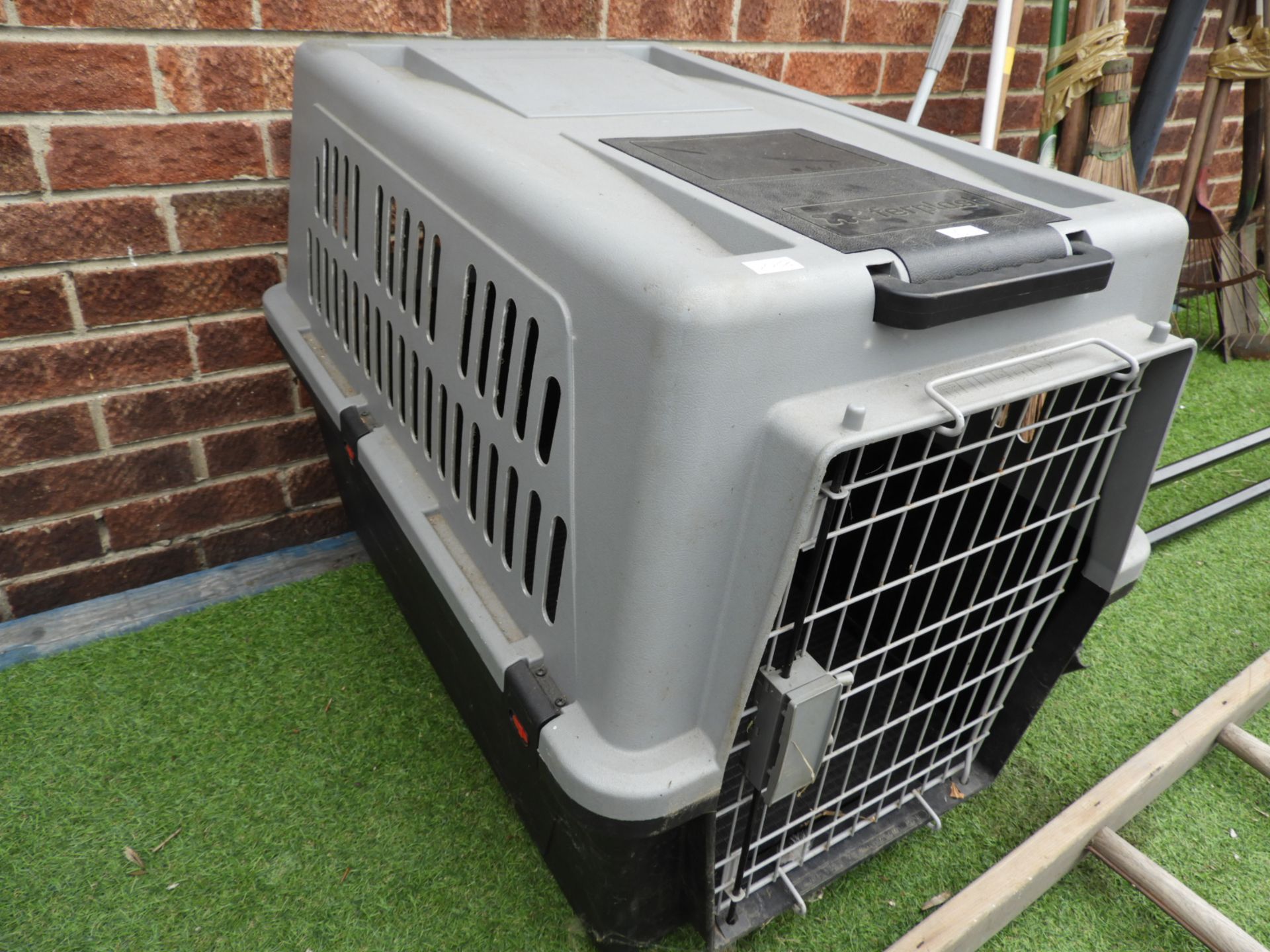 Ferplast Large Dog Carrier