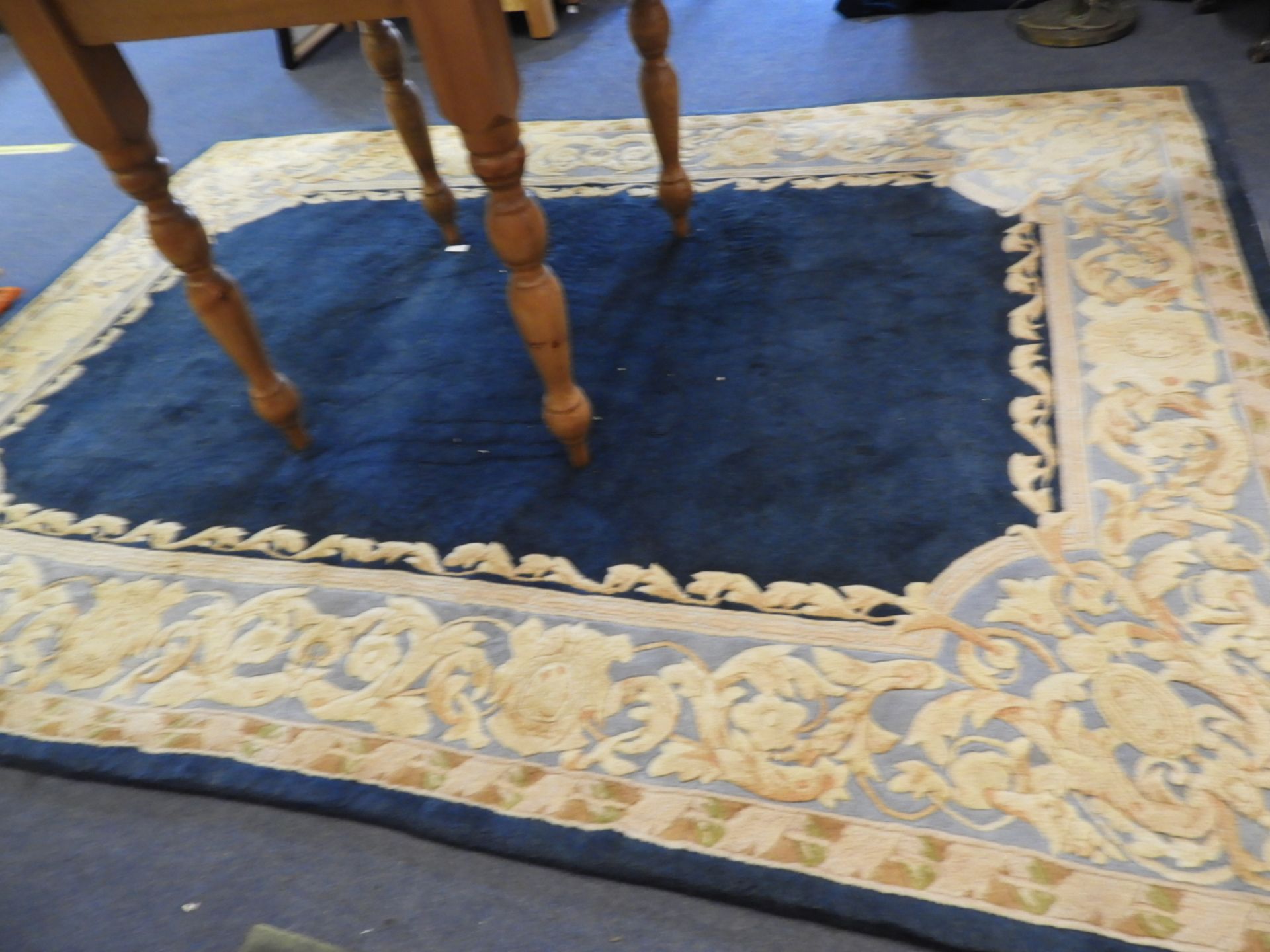 Rug 8ft x 5.5ft