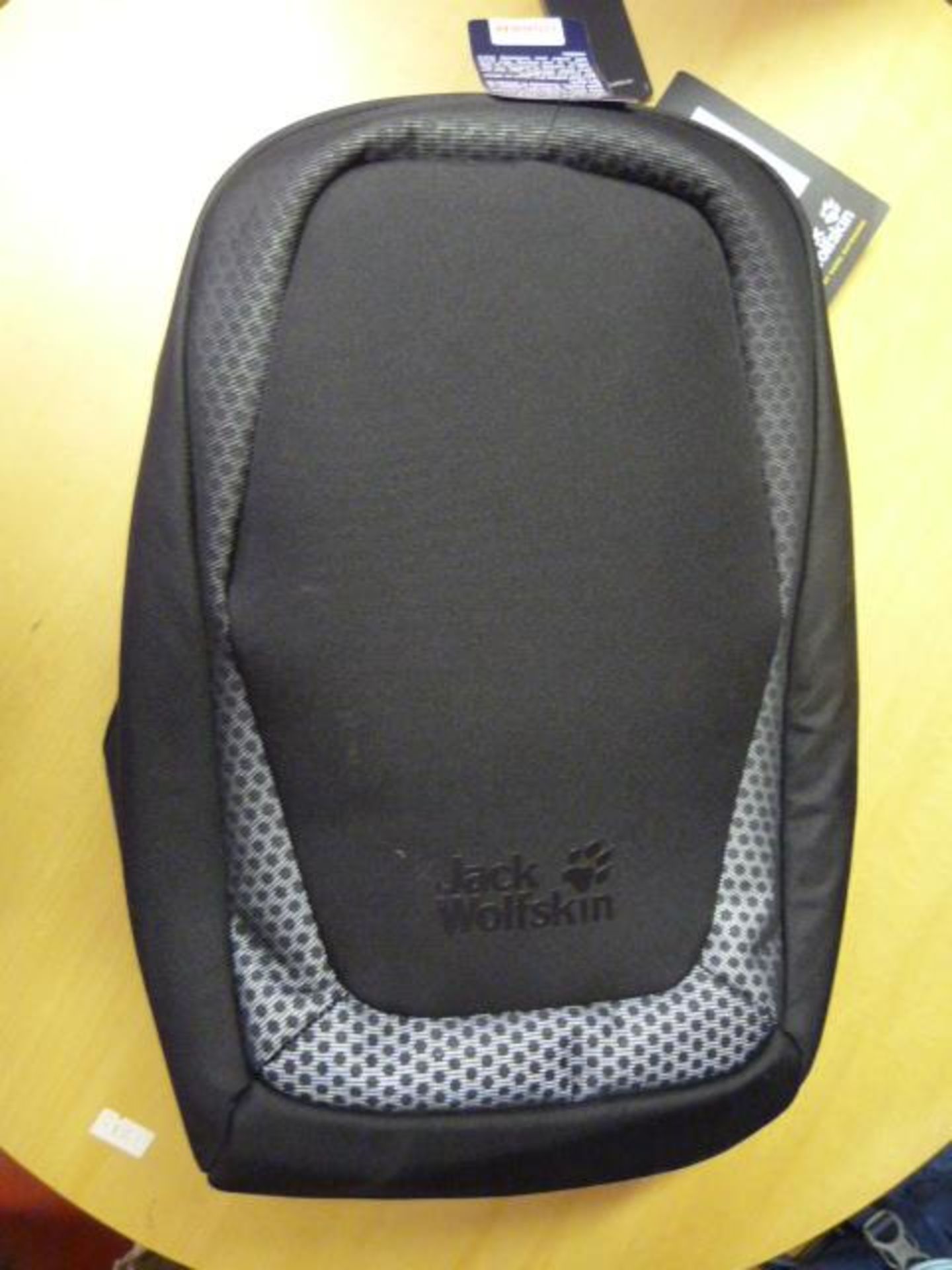 *Neuron Backpack in Black with Osram Plug in & Shi