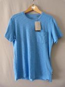 *Men's Travel T-Shirt in Wave Blue Size: S