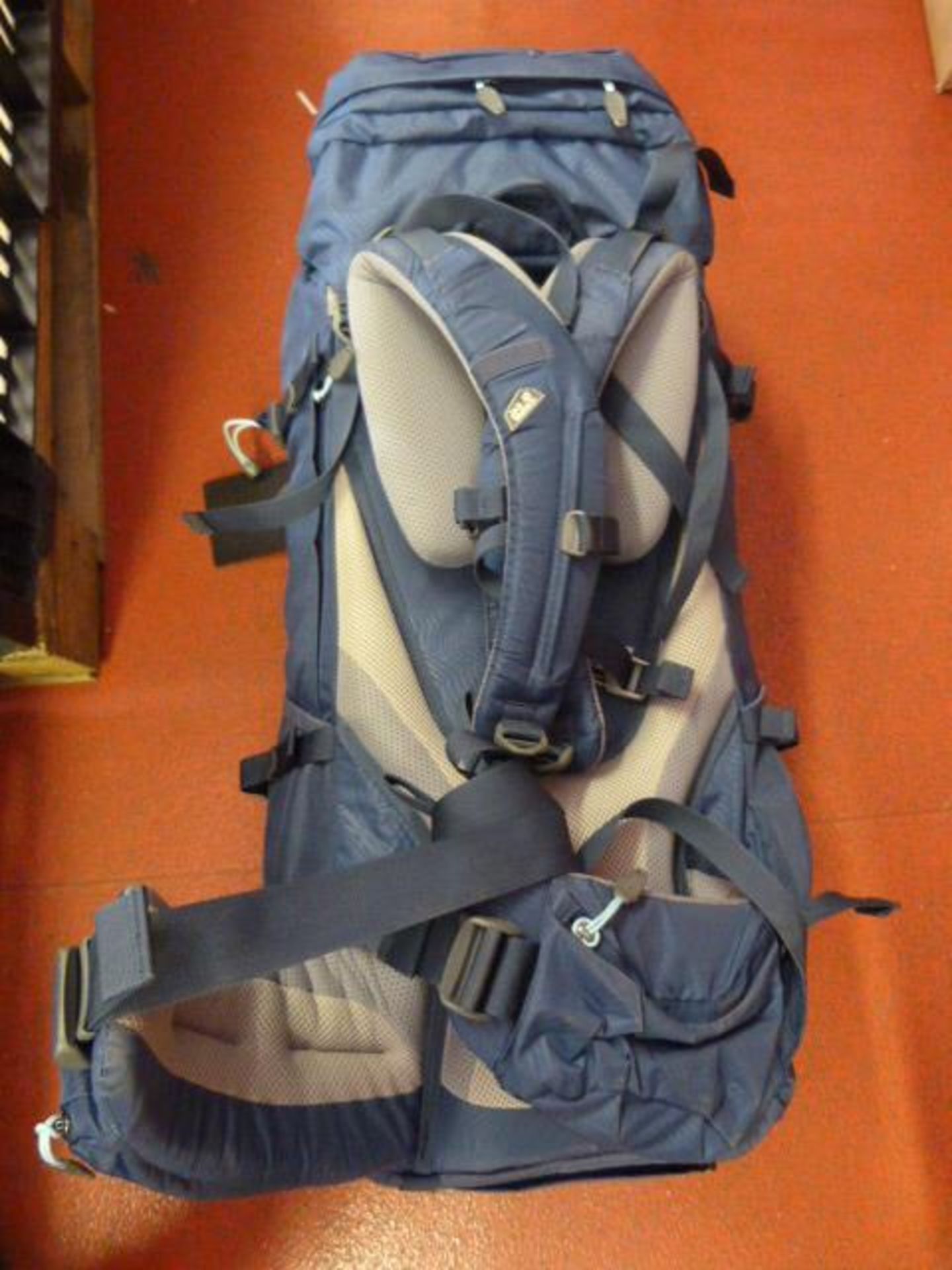 *Highland Trail XT45 Women's Backpack 45+4L Capaci - Image 2 of 3