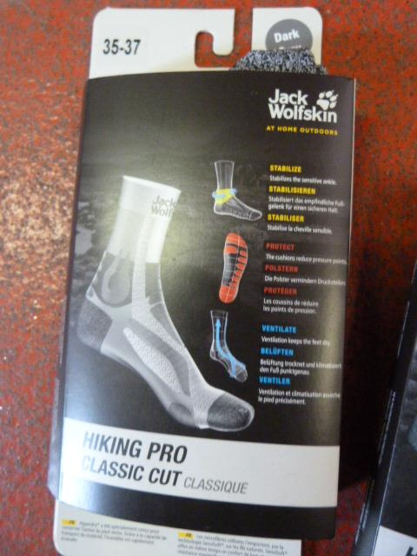 *Hiking Pro Classic Cut Socks in Dark Grey Size: 3