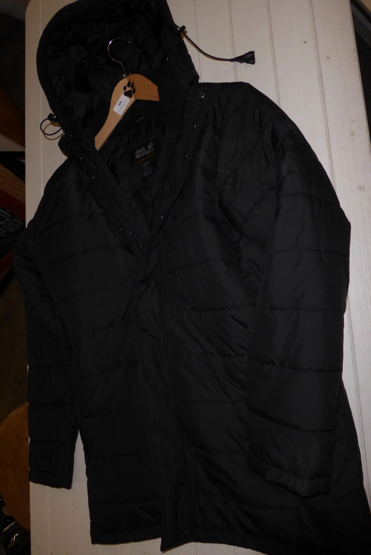 * men's medium black puffer jacket - returns