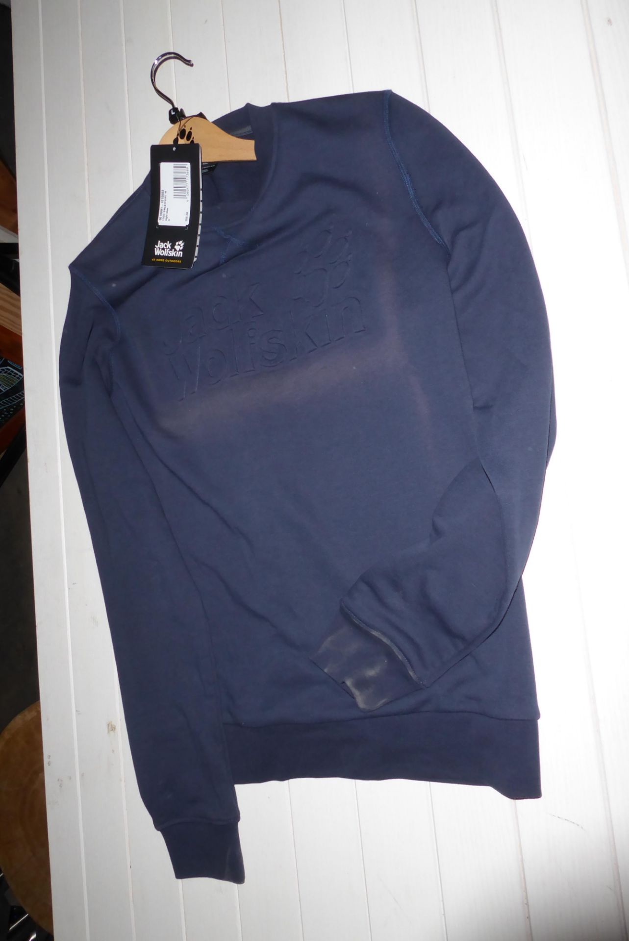 * blue jack wolfskin branded men's medium sweatshirt