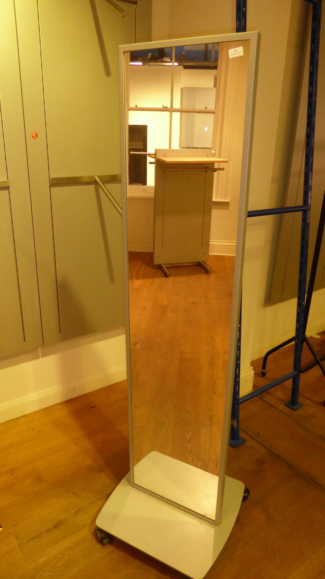 * free standing full length double sided mirror on castors. 440w x 1770h - Image 2 of 2