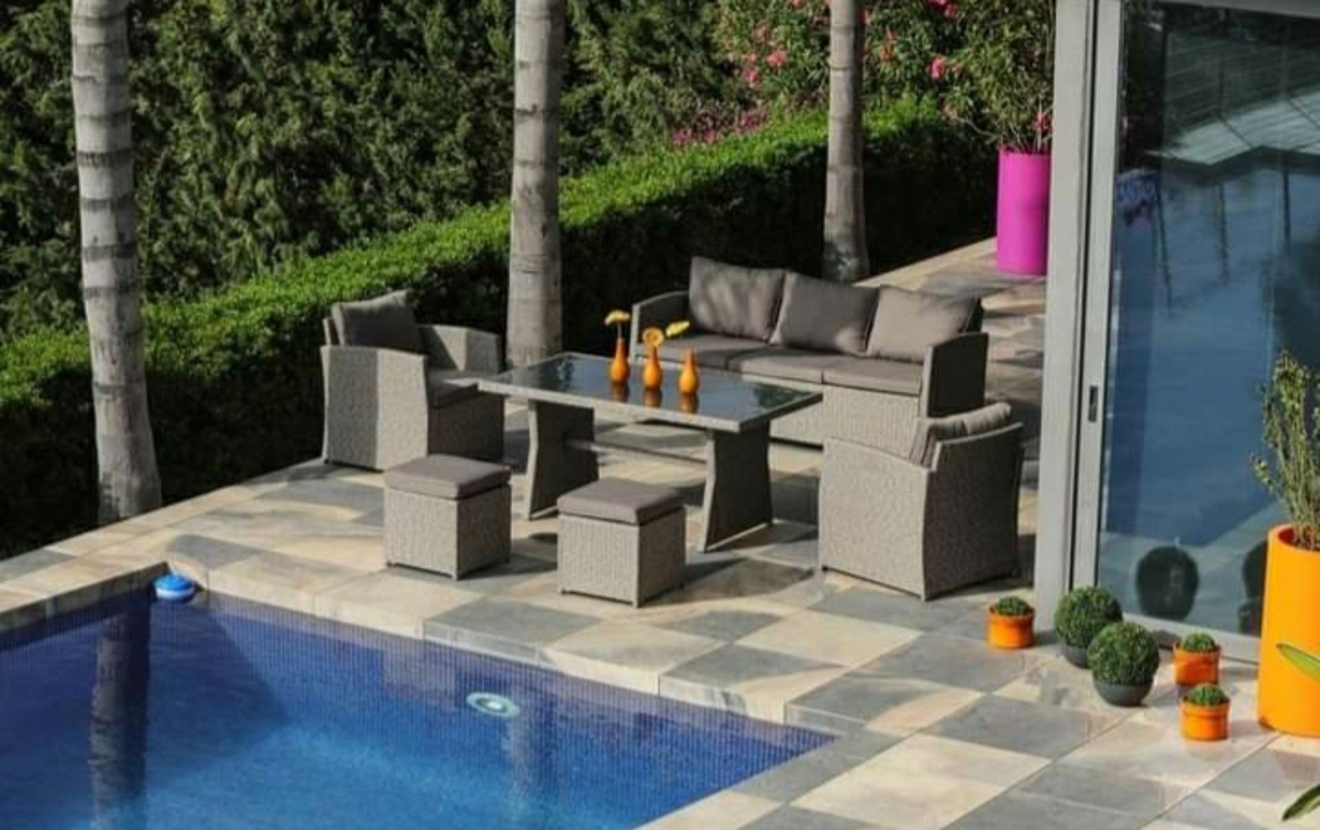 * 1 xBrand New - In Cardboard Boxes - Garden Rattan Furntiure Set. Brown wicker with Brown Cushions. - Image 3 of 11